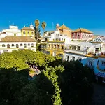 Plaza Elvira Atico- Penthouse Next To Cathedral