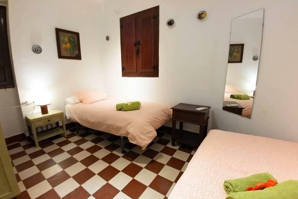 Plaza Elvira Atico- Penthouse Next To Cathedral *