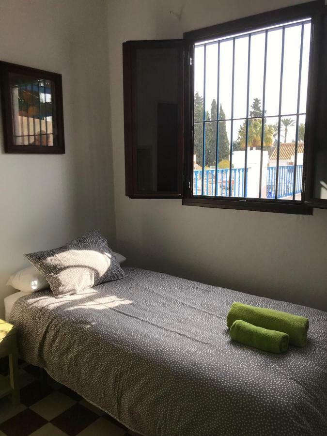 Plaza Elvira Atico- Penthouse Next To Cathedral Appartement
